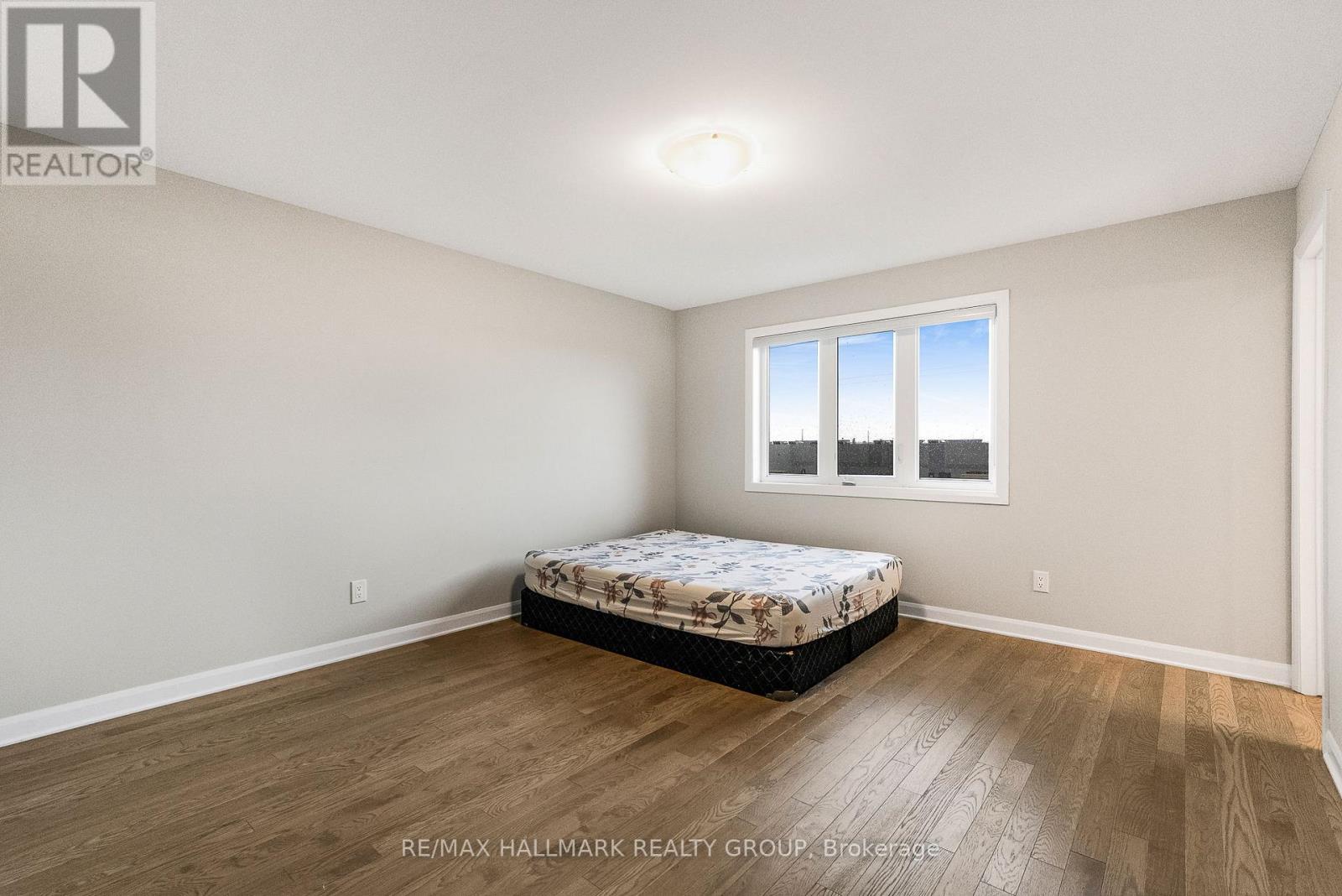 530 Prominence Way, Ottawa, Ontario  K4A 5L2 - Photo 19 - X12453476