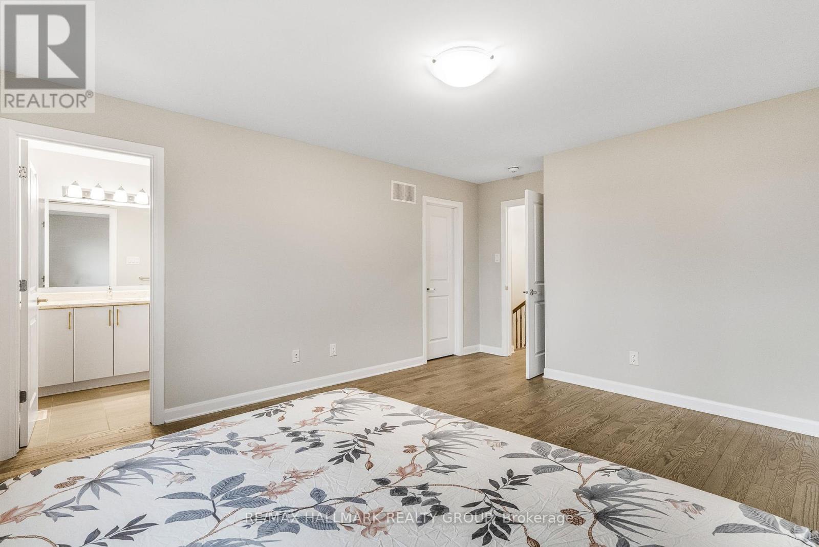 530 Prominence Way, Ottawa, Ontario  K4A 5L2 - Photo 20 - X12453476