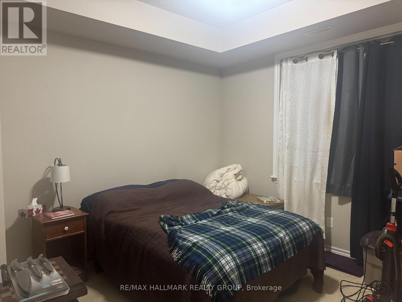 B - 190 Hornchurch Lane, Ottawa, Ontario  K2J 2T3 - Photo 7 - X12453482