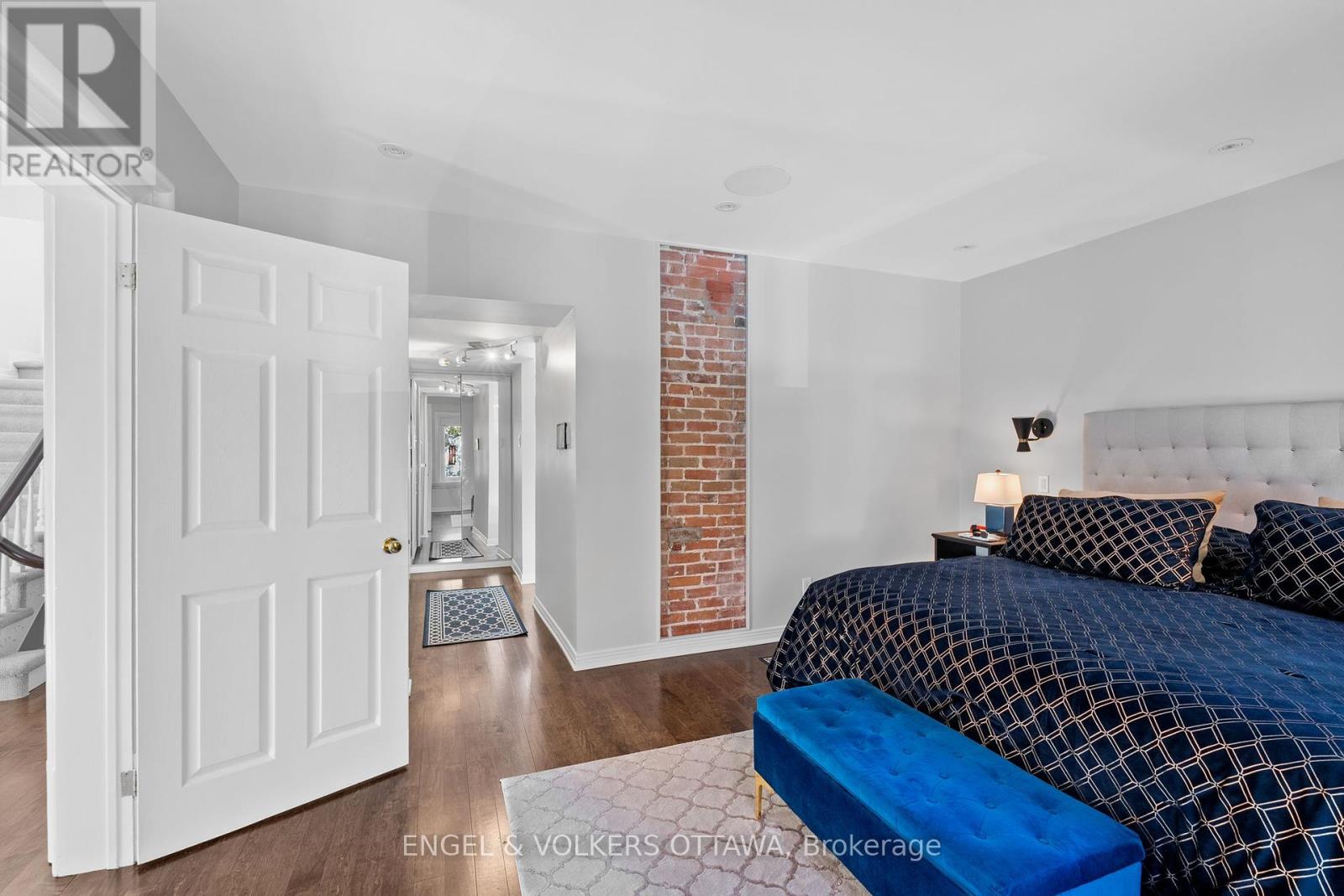 105 Crichton Street, Ottawa, Ontario  K1M 1V8 - Photo 14 - X12453507