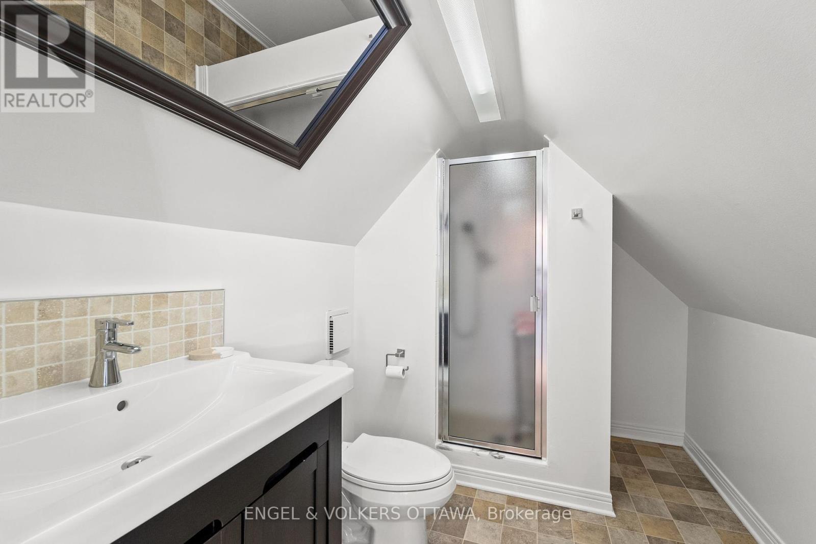 105 Crichton Street, Ottawa, Ontario  K1M 1V8 - Photo 20 - X12453507