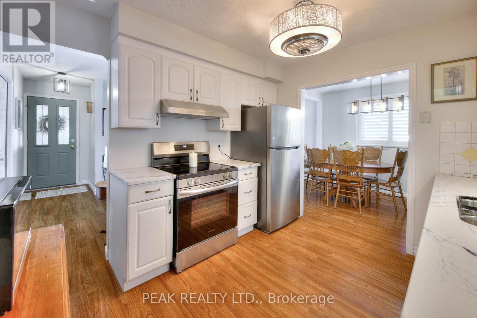 81 Cherry Hill Drive, Kitchener, Ontario  N2E 1N5 - Photo 14 - X12453451