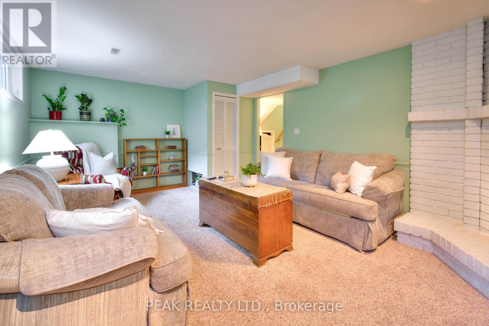 81 Cherry Hill Drive, Kitchener, Ontario  N2E 1N5 - Photo 23 - X12453451