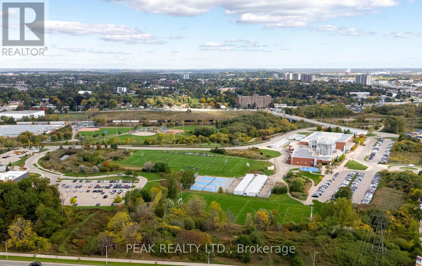 81 Cherry Hill Drive, Kitchener, Ontario  N2E 1N5 - Photo 34 - X12453451