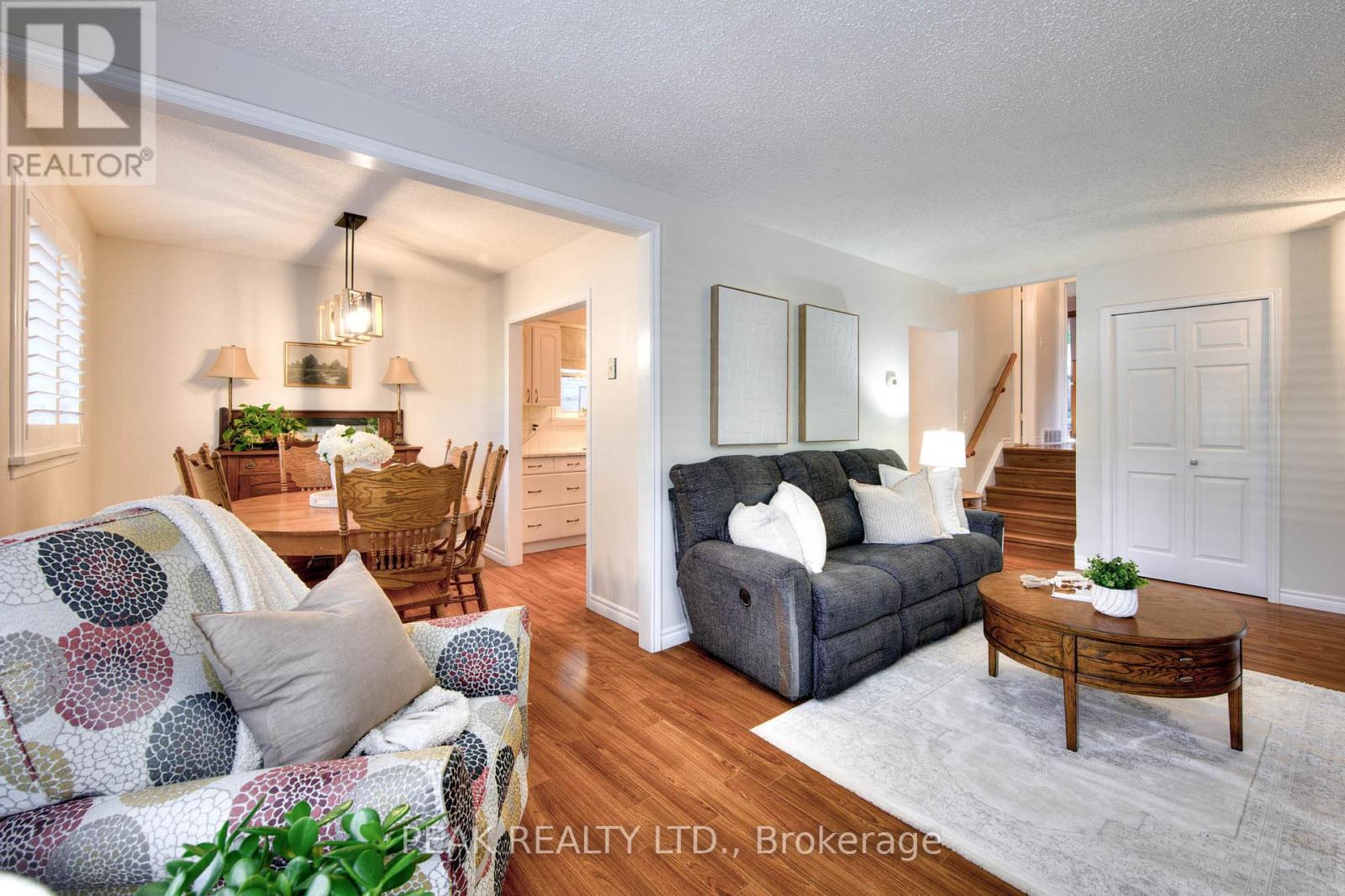 81 Cherry Hill Drive, Kitchener, Ontario  N2E 1N5 - Photo 8 - X12453451