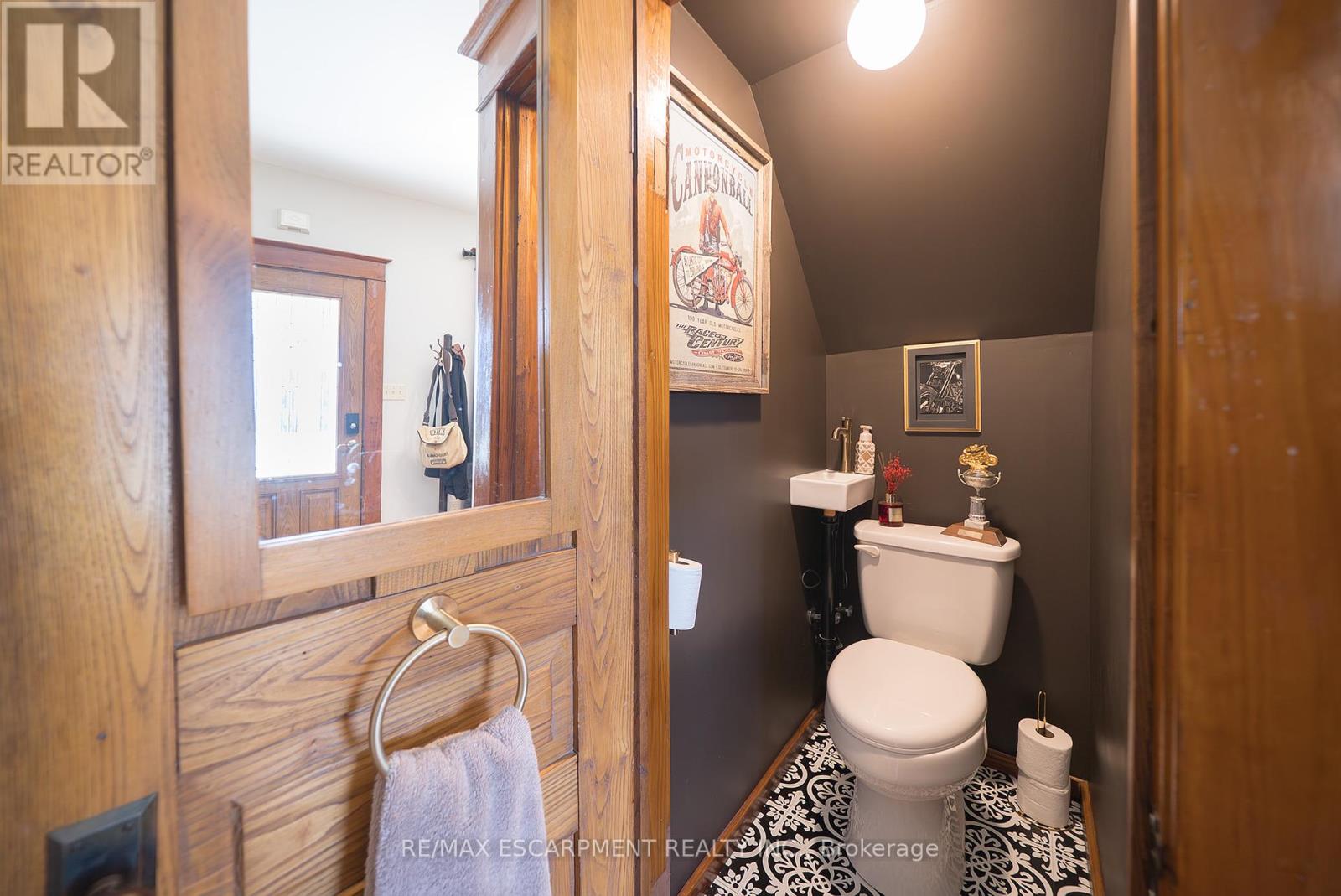 57 Stover Street N, Norwich, Ontario  N0J 1P0 - Photo 10 - X12453452