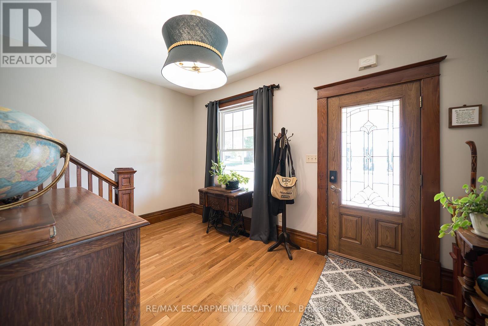 57 Stover Street N, Norwich, Ontario  N0J 1P0 - Photo 8 - X12453452