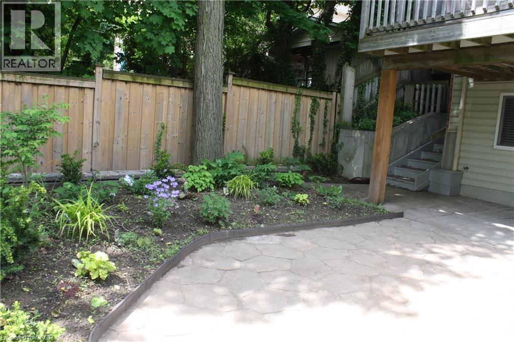 119 Main Street W, Grimsby, Ontario  L3M 1R5 - Photo 38 - 40775719