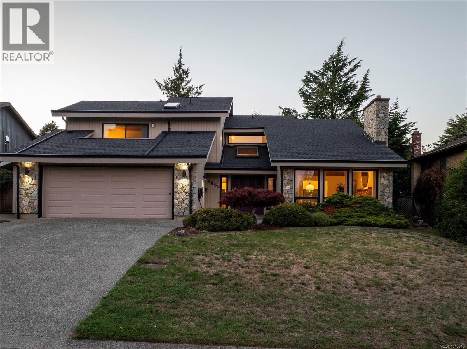 4066 Jason Pl, Saanich, British Columbia