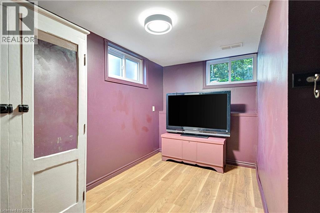 29 Main Street, Brantford, Ontario  N3R 3X5 - Photo 32 - 40762173