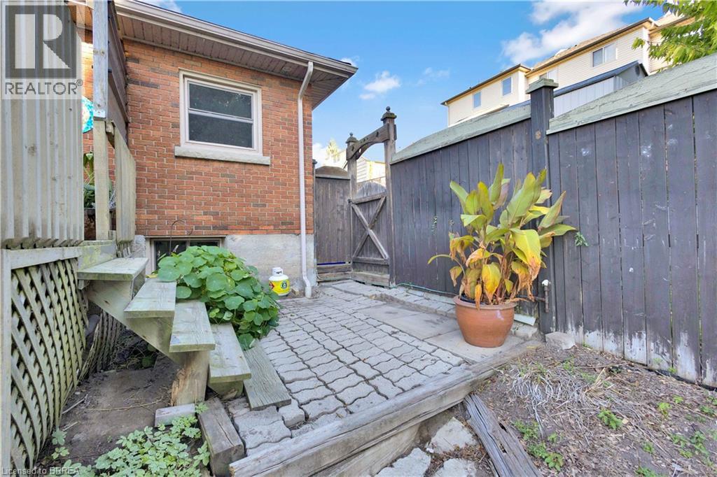29 Main Street, Brantford, Ontario  N3R 3X5 - Photo 39 - 40775321