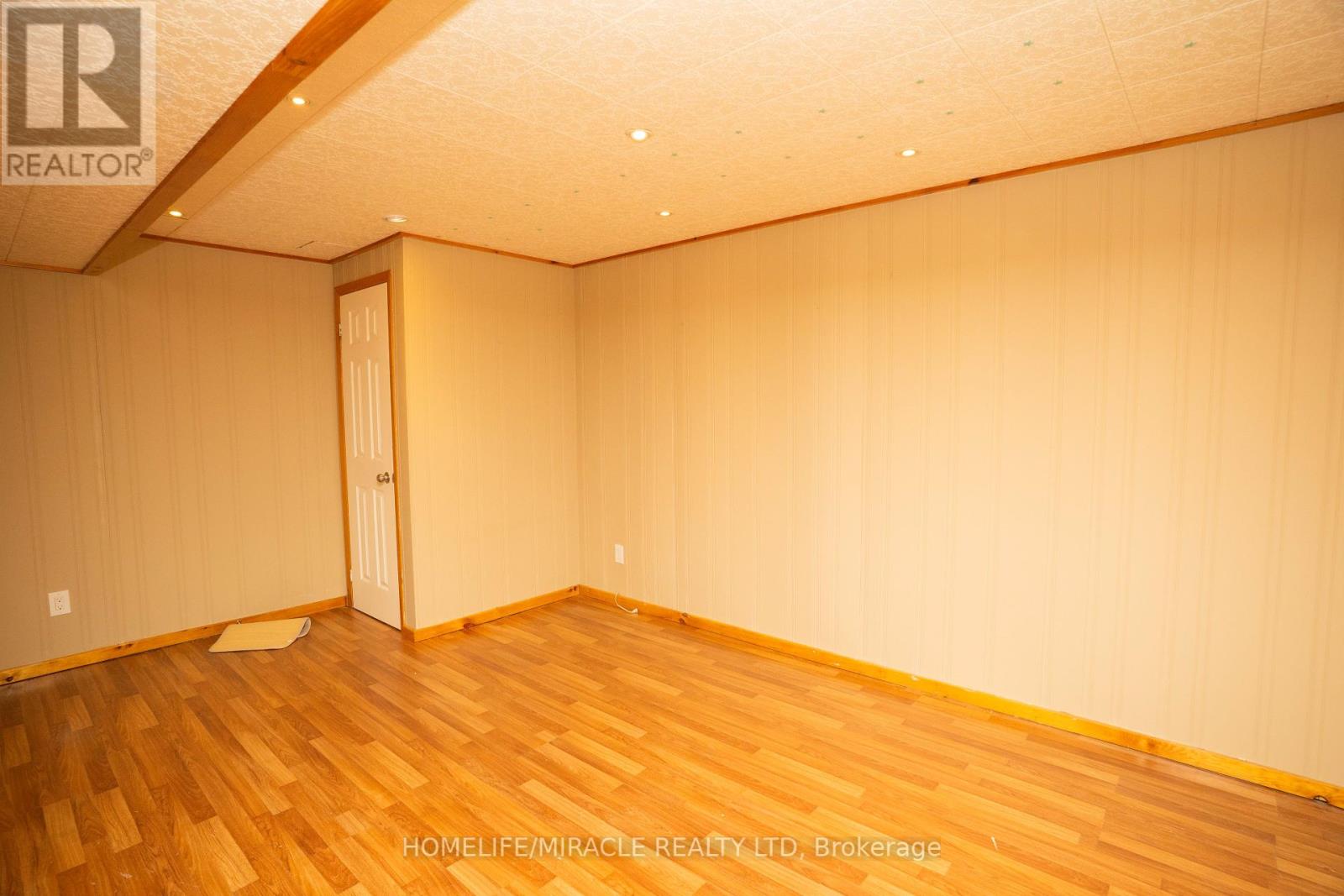 27 Killaloe Crescent, Halton Hills, Ontario  L7G 5N2 - Photo 46 - W12441720