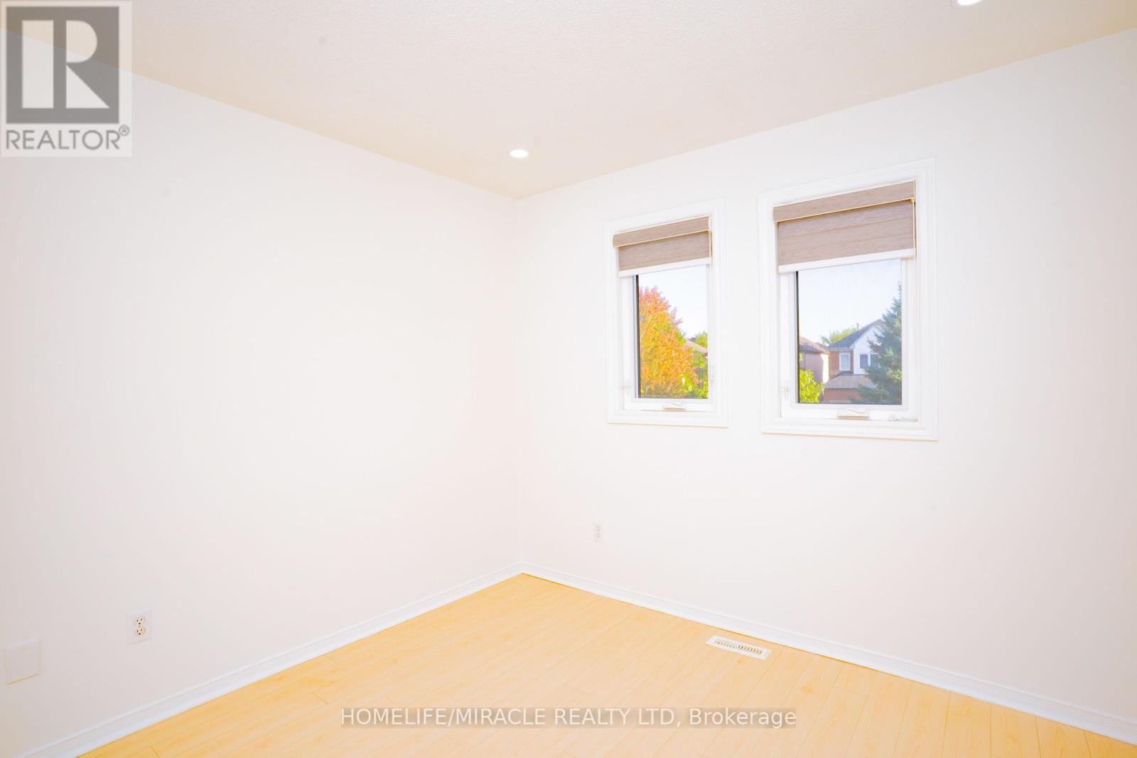 27 Killaloe Crescent, Halton Hills, Ontario  L7G 5N2 - Photo 44 - W12441720
