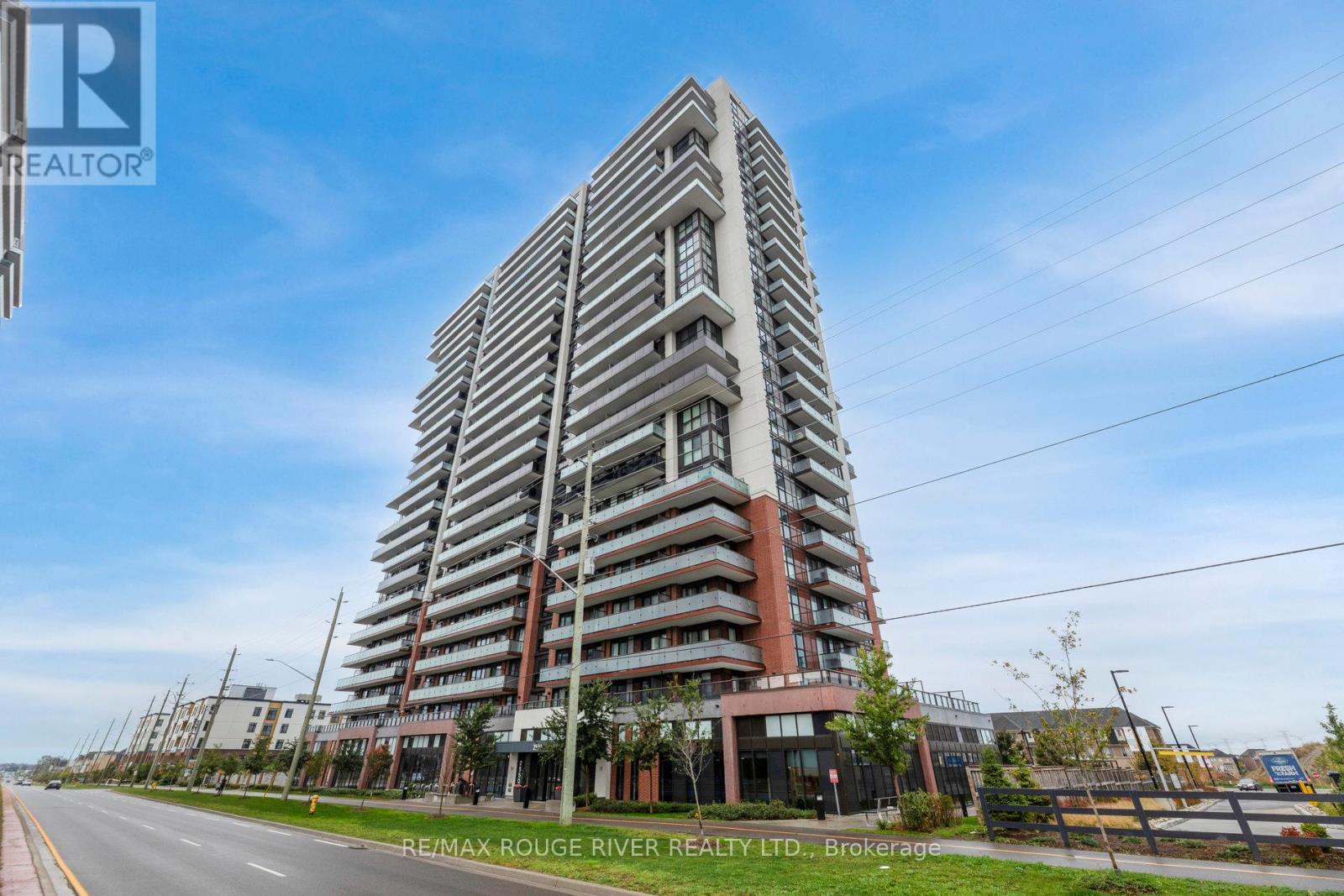 1001 - 2550 Simcoe Street, Oshawa, Ontario  L1L 0R5 - Photo 2 - E12446905