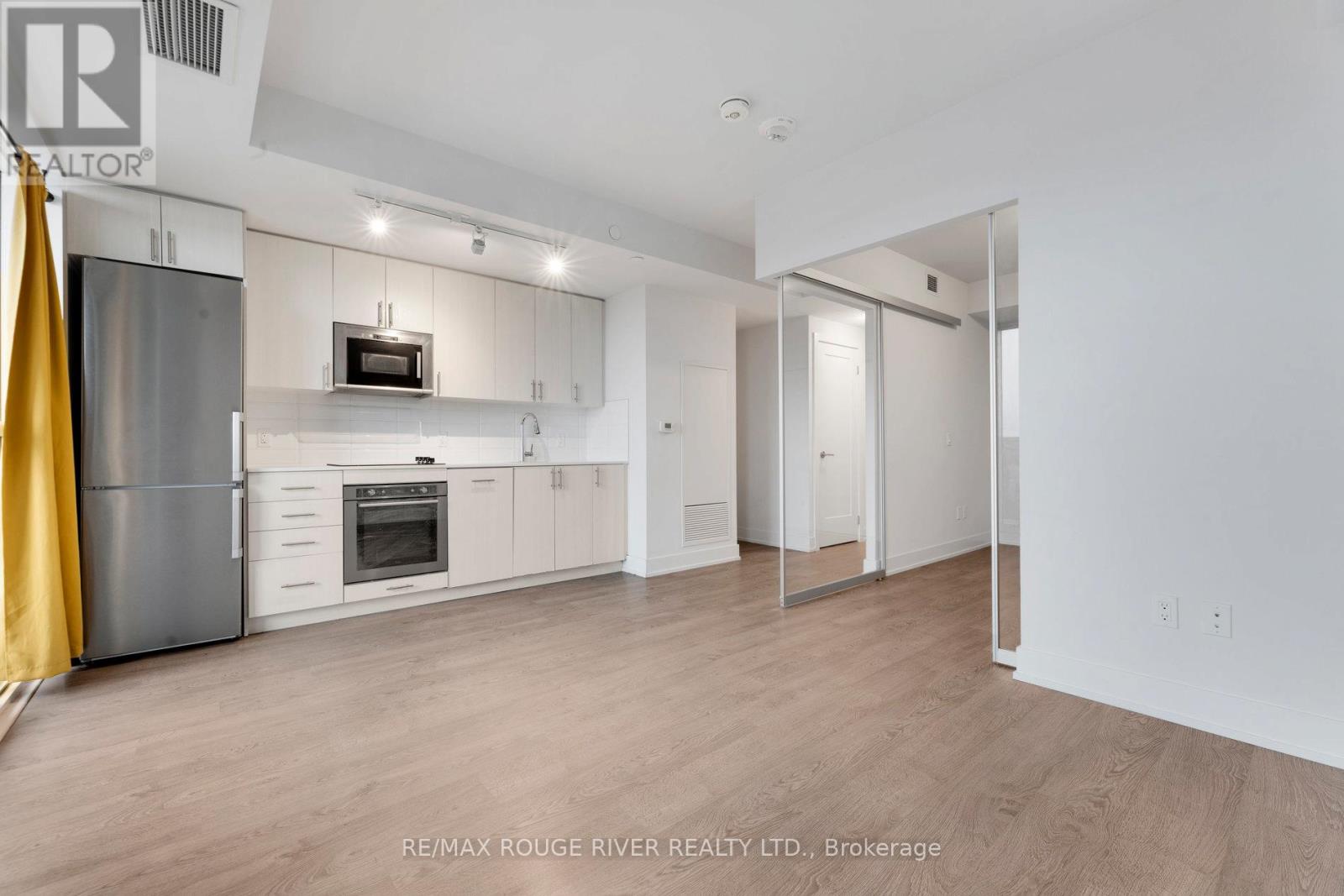 1001 - 2550 Simcoe Street, Oshawa, Ontario  L1L 0R5 - Photo 11 - E12446905