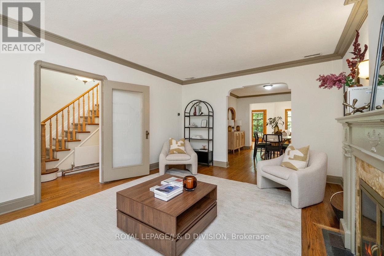 253 Old Forest Hill, Toronto (Forest Hill North), Ontario  M6C 2H5 - Photo 10 - C12453477