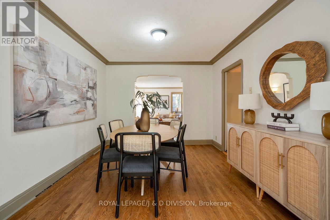253 Old Forest Hill, Toronto (Forest Hill North), Ontario  M6C 2H5 - Photo 14 - C12453477