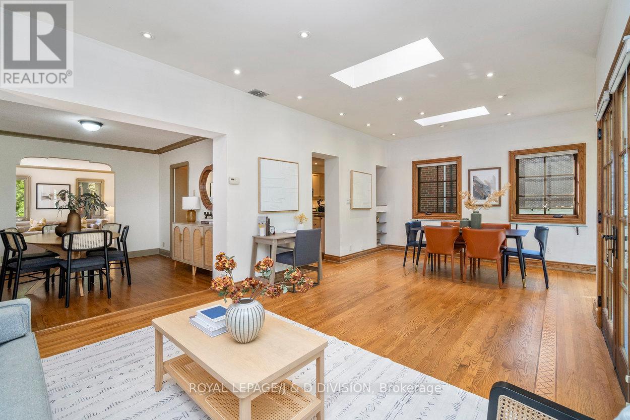 253 Old Forest Hill, Toronto (Forest Hill North), Ontario  M6C 2H5 - Photo 18 - C12453477