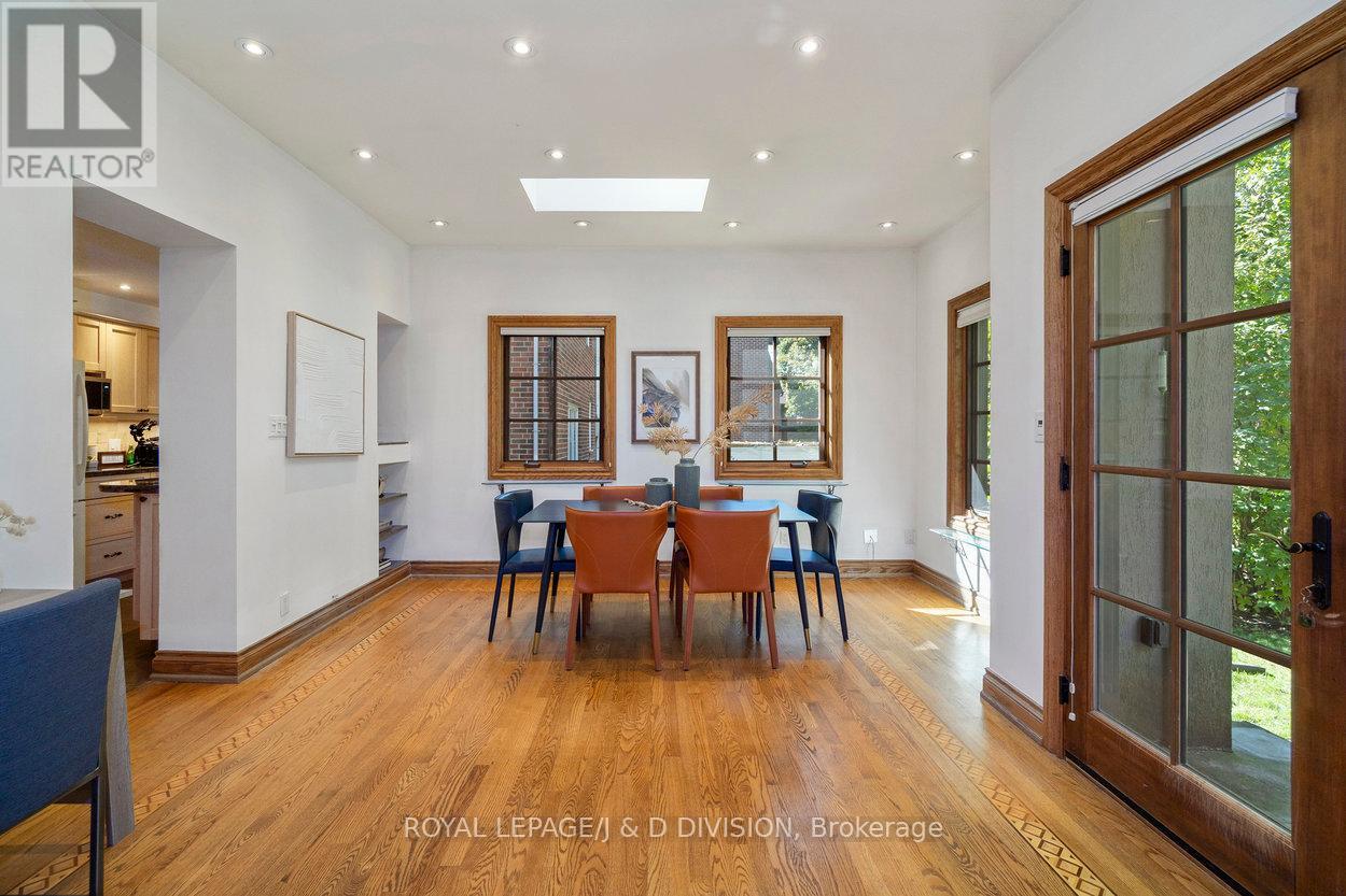 253 Old Forest Hill, Toronto (Forest Hill North), Ontario  M6C 2H5 - Photo 19 - C12453477