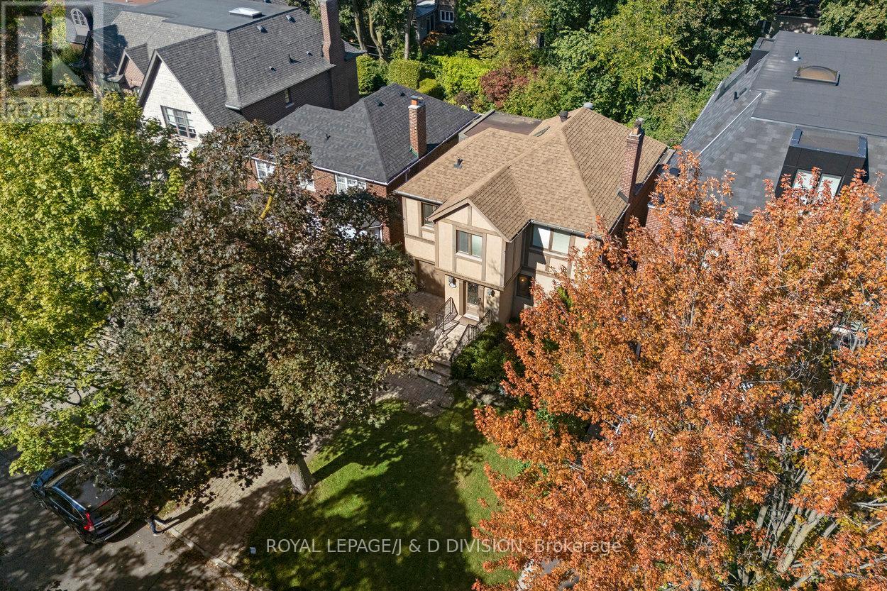 253 Old Forest Hill, Toronto (Forest Hill North), Ontario  M6C 2H5 - Photo 2 - C12453477