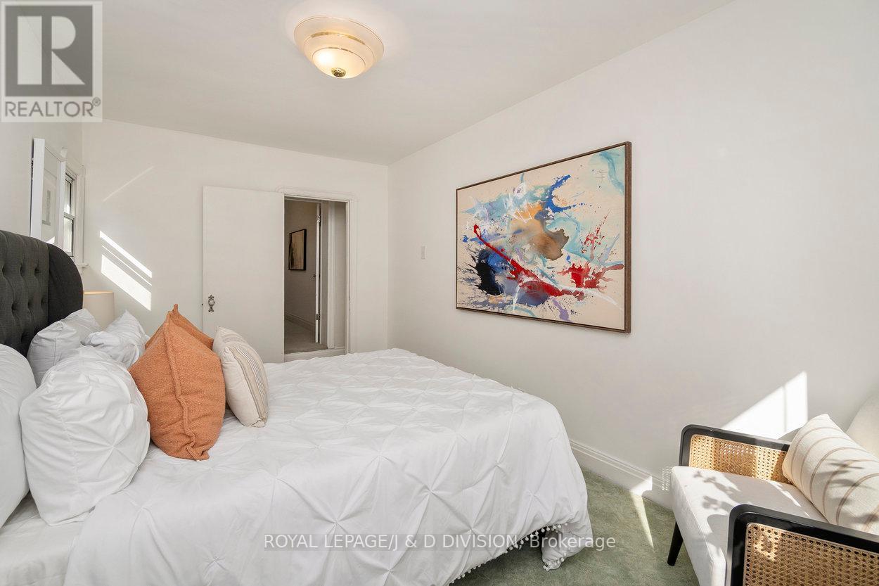 253 Old Forest Hill, Toronto (Forest Hill North), Ontario  M6C 2H5 - Photo 41 - C12453477