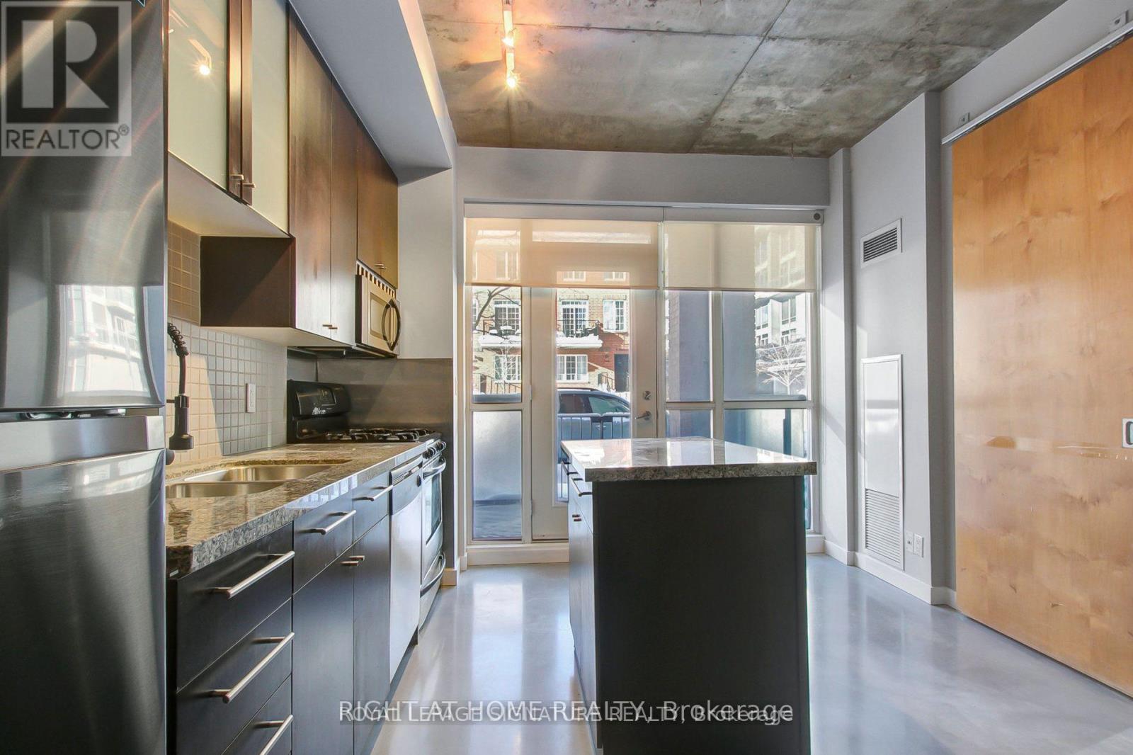 226 - 1 Shaw Street, Toronto, Ontario  M6K 0A1 - Photo 5 - C12453491