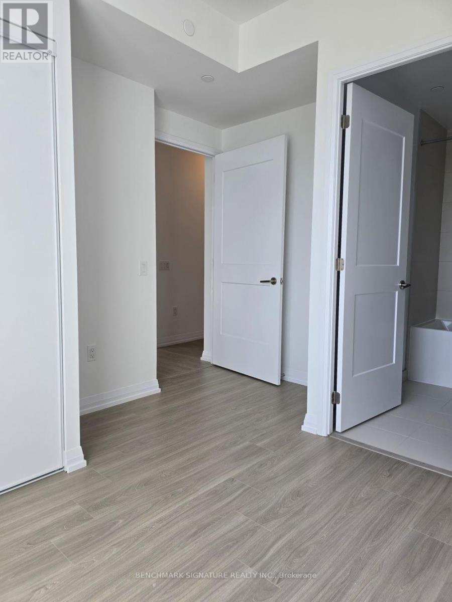 809 - 25 Holly Street, Toronto, Ontario  M4S 0E3 - Photo 4 - C12453498