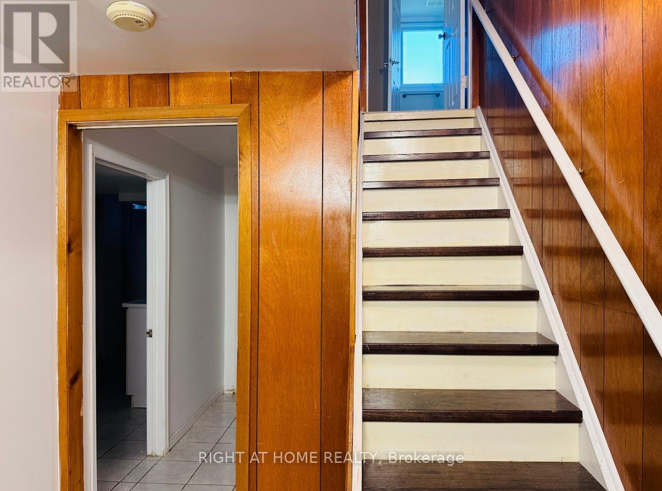 44 Prestwick Crescent, Toronto, Ontario  M2H 1N2 - Photo 18 - C12453502