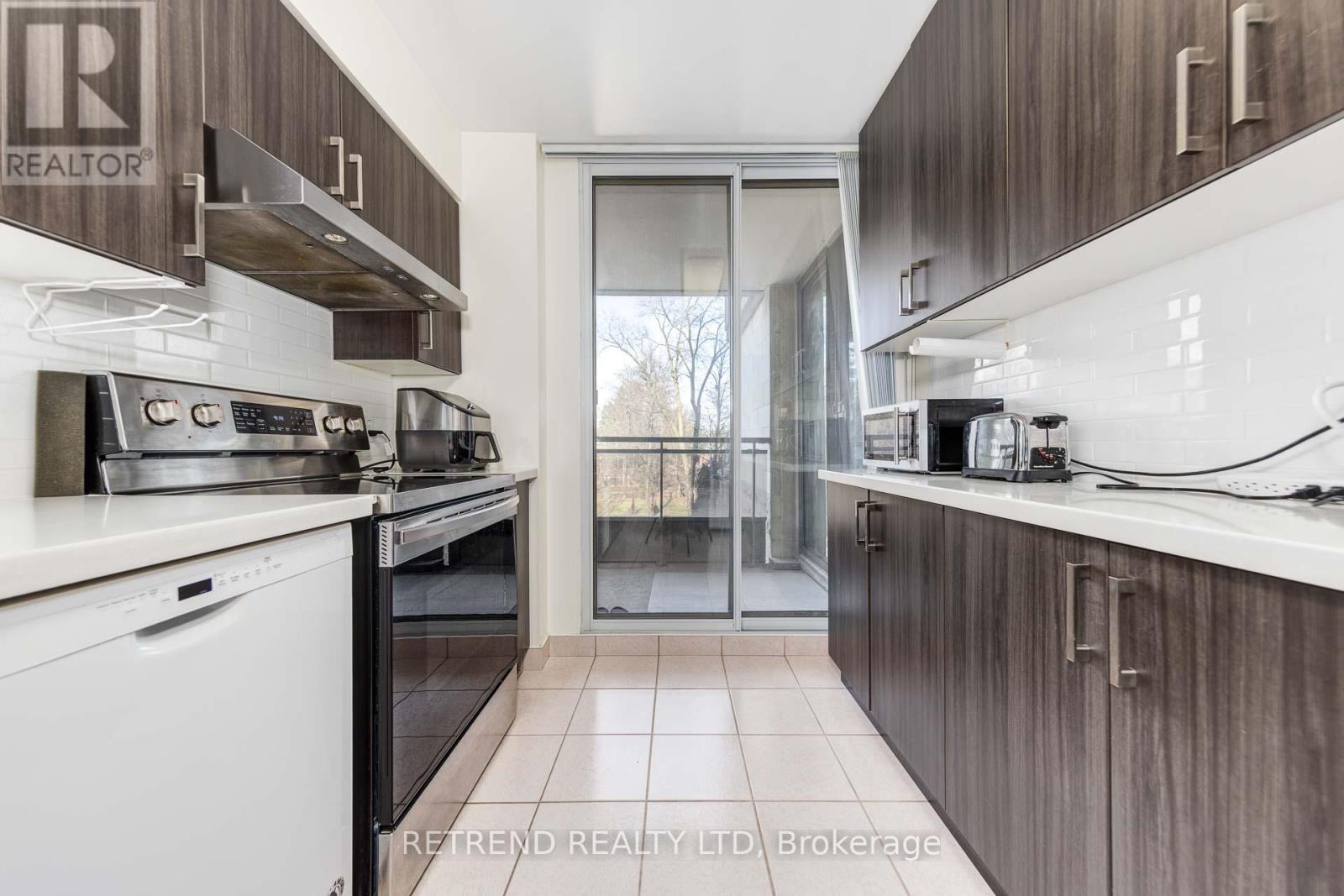 305 - 256 Doris Avenue, Toronto (Willowdale East), Ontario  M2N 6X8 - Photo 14 - C12453526