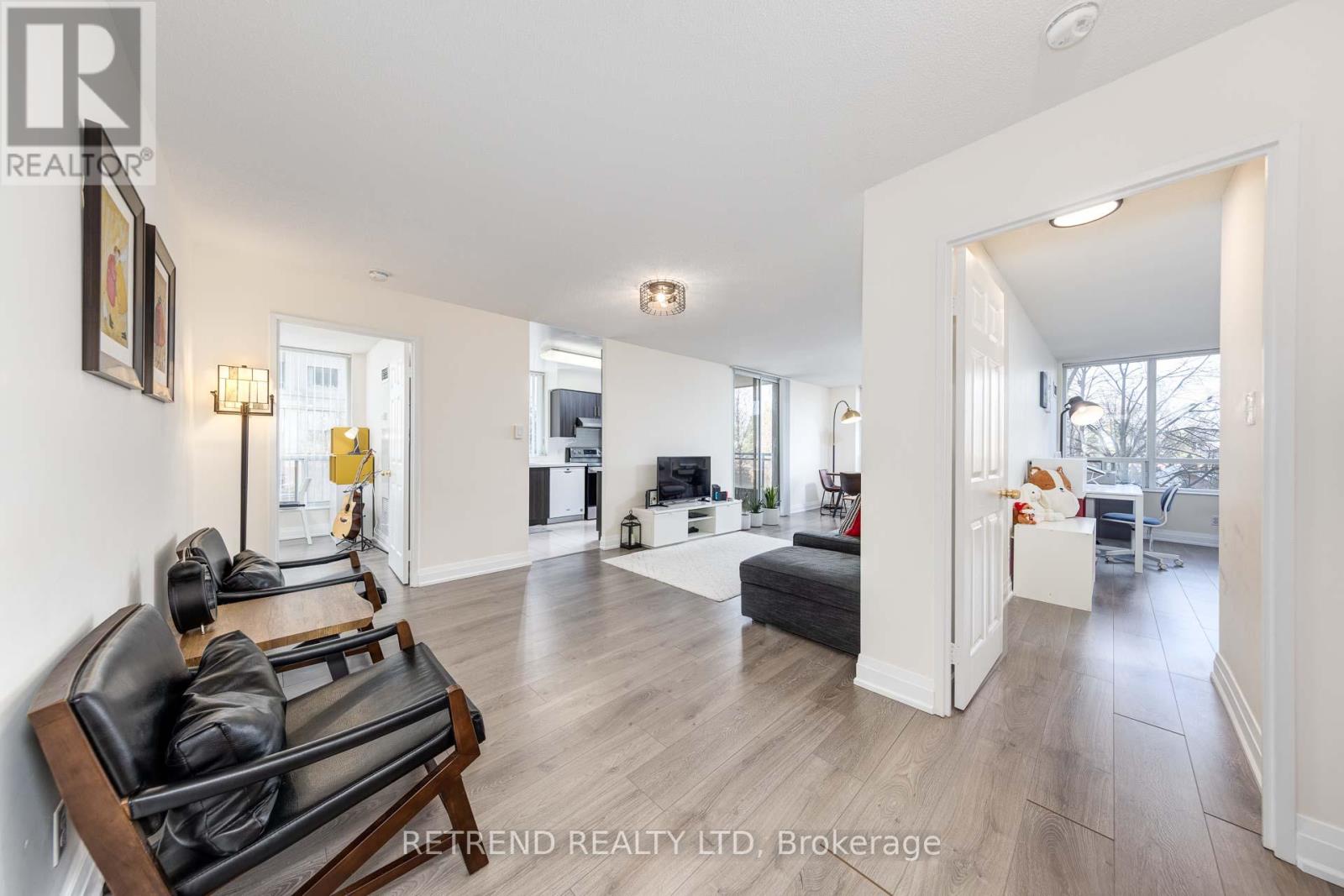 305 - 256 Doris Avenue, Toronto (Willowdale East), Ontario  M2N 6X8 - Photo 4 - C12453526
