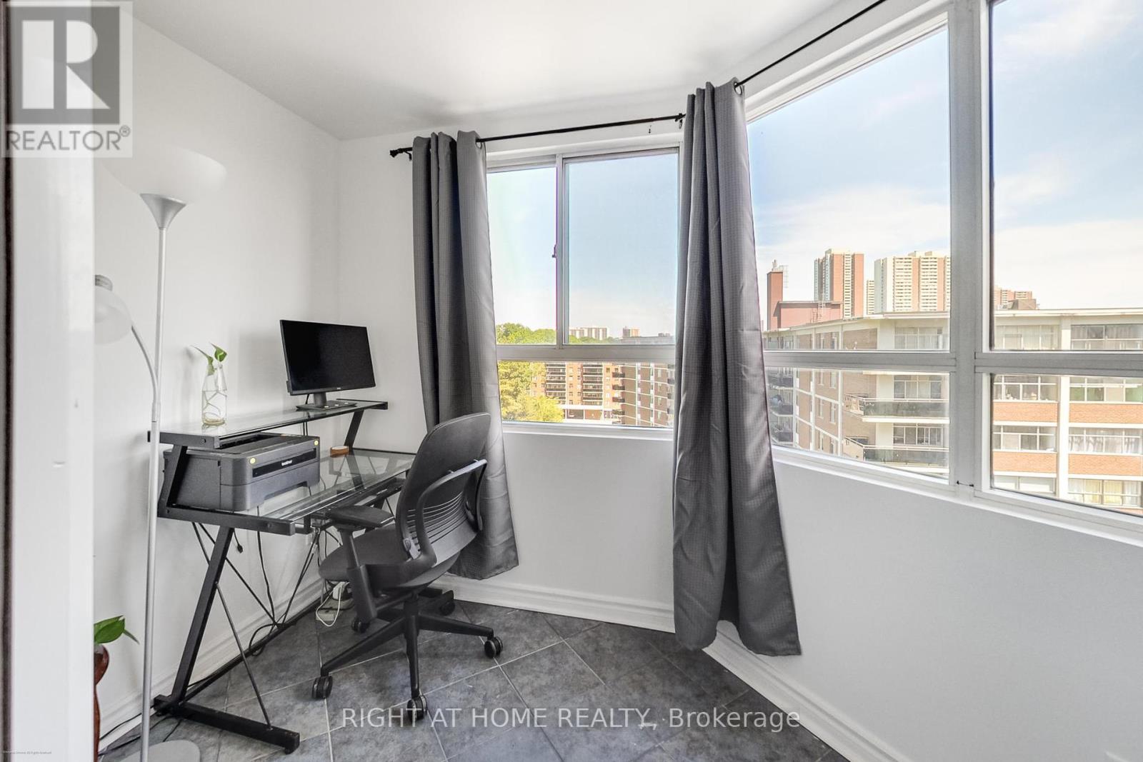 1109 - 4 Park Vista, Toronto (O'connor-Parkview), Ontario  M4B 3M8 - Photo 11 - E12453483