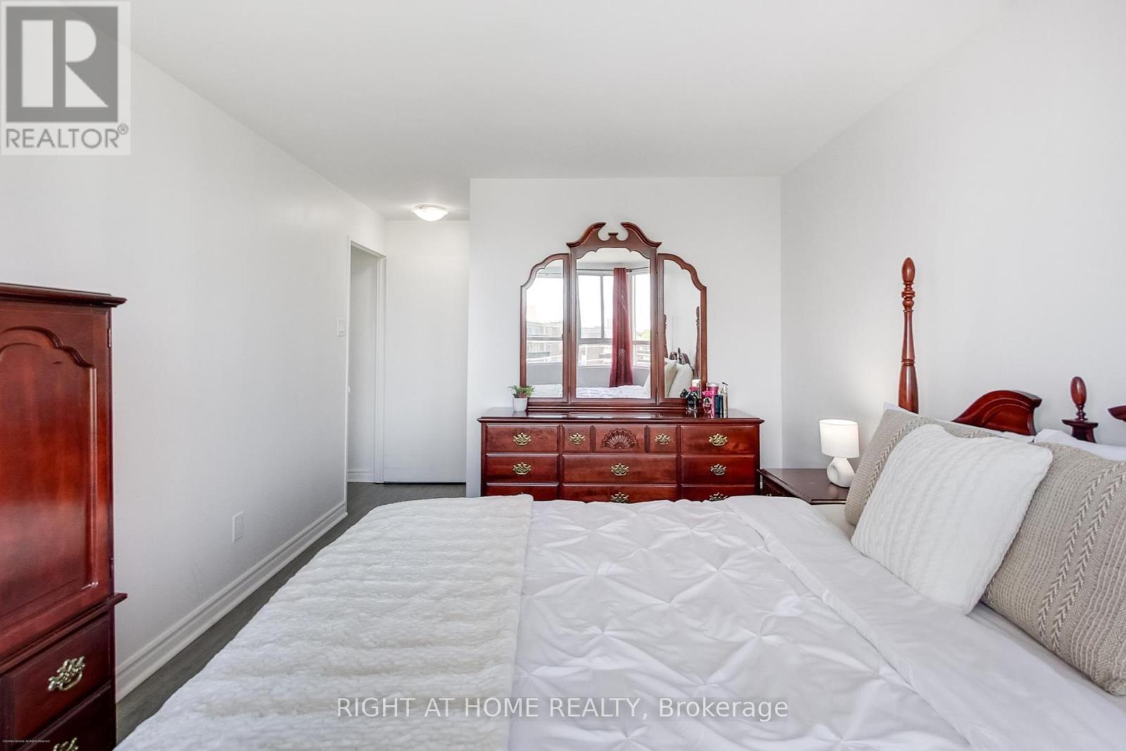 1109 - 4 Park Vista, Toronto (O'connor-Parkview), Ontario  M4B 3M8 - Photo 18 - E12453483