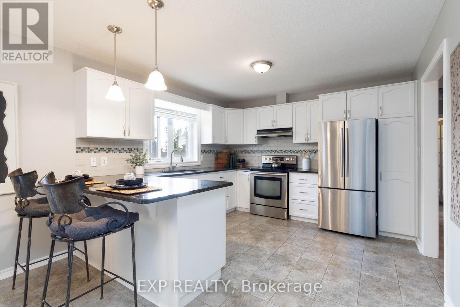 8 Pardo Court, Scugog, Ontario  L0C 1G0 - Photo 9 - E12453490