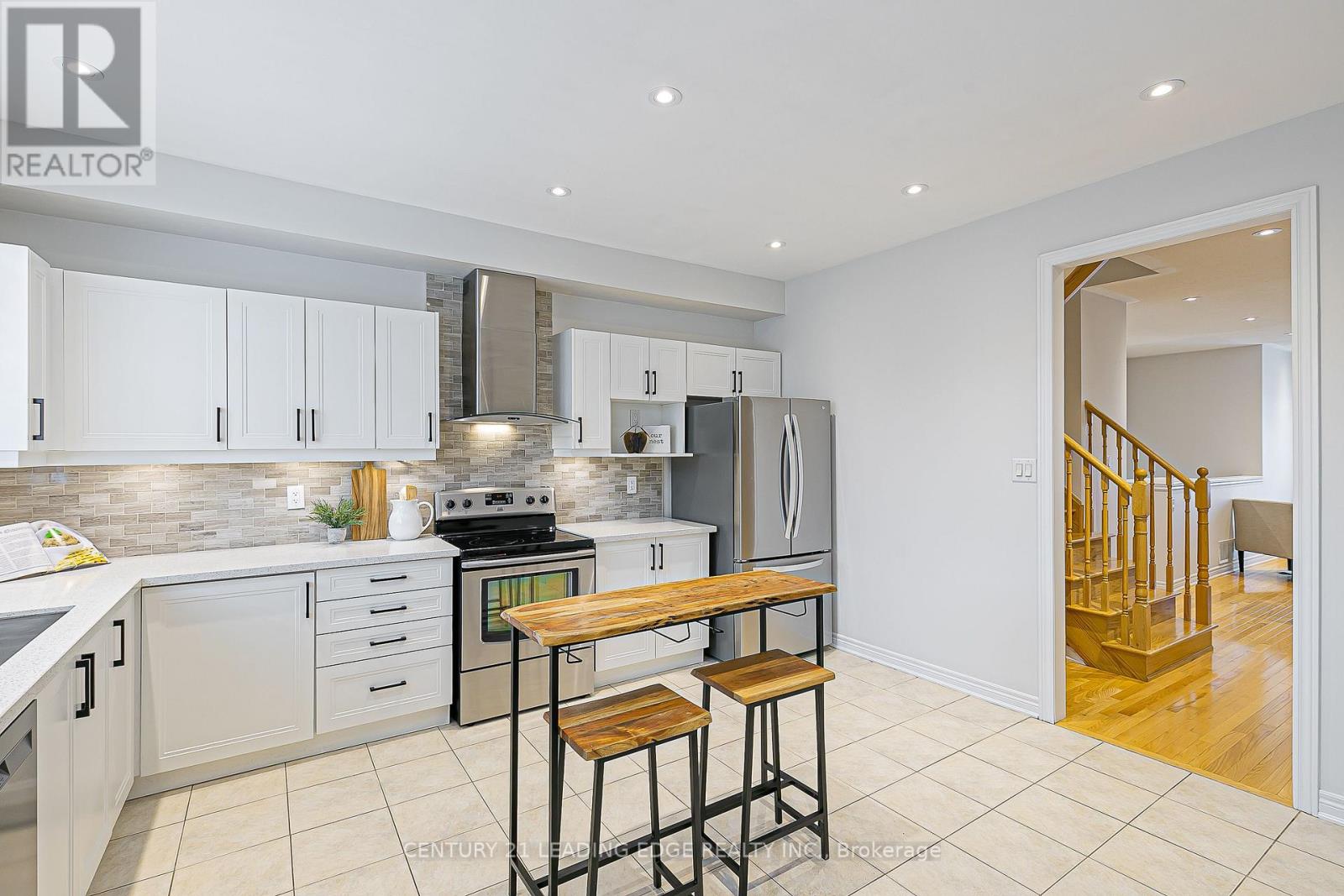 319 Delray Drive, Markham (Greensborough), Ontario  L6E 0P9 - Photo 10 - N12453530