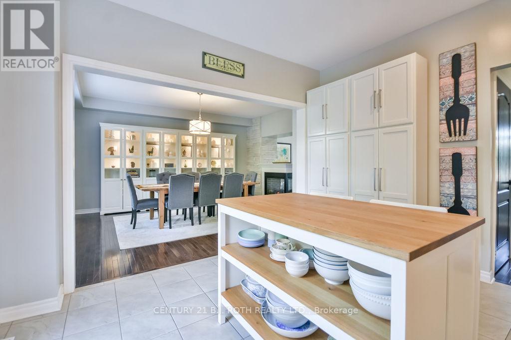 63 The Queensway, Barrie (Innis-Shore), Ontario  L4M 7J3 - Photo 16 - S12453495