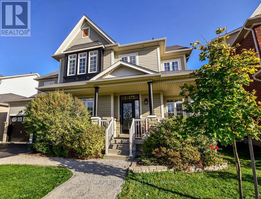 63 The Queensway, Barrie (Innis-Shore), Ontario  L4M 7J3 - Photo 2 - S12453495