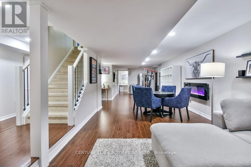 63 The Queensway, Barrie (Innis-Shore), Ontario  L4M 7J3 - Photo 36 - S12453495