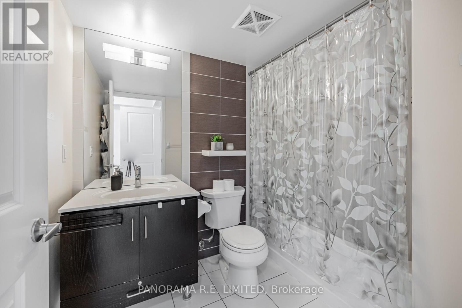 1702 - 215 Sherway Gardens Road, Toronto, Ontario  M9C 0A4 - Photo 13 - W12453496