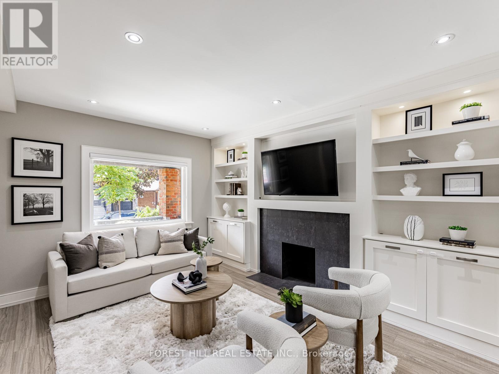 438 Whitmore Avenue, Toronto, Ontario  M6E 2N7 - Photo 7 - W12453499
