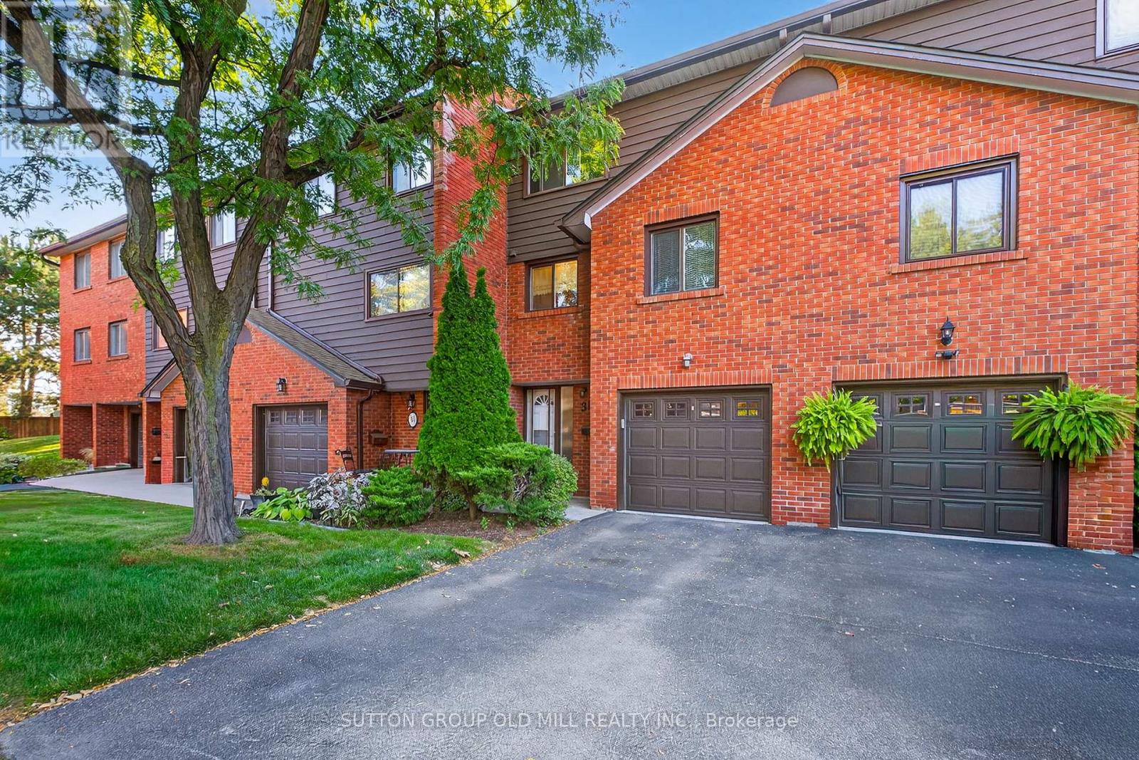 31 - 4230 Fieldgate Drive, Mississauga, Ontario  L4W 2M5 - Photo 3 - W12453517