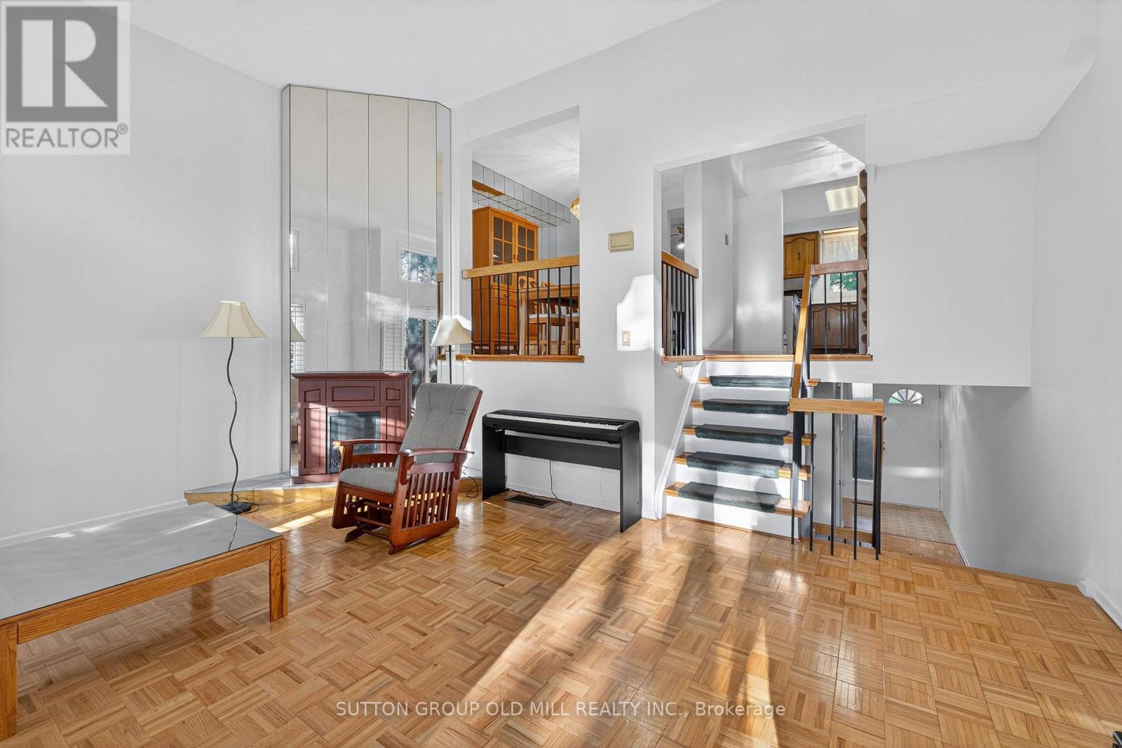31 - 4230 Fieldgate Drive, Mississauga, Ontario  L4W 2M5 - Photo 7 - W12453517