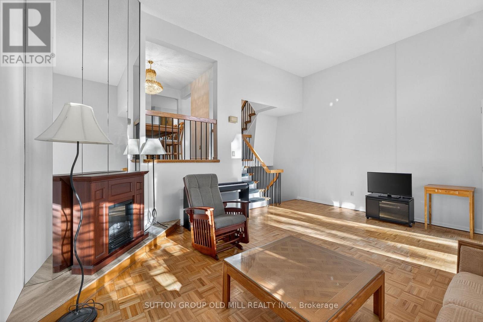 31 - 4230 Fieldgate Drive, Mississauga, Ontario  L4W 2M5 - Photo 8 - W12453517