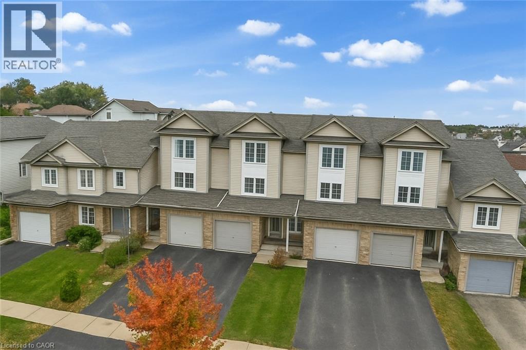 698 Activa Avenue, Kitchener, Ontario  N2E 4E1 - Photo 1 - 40777578