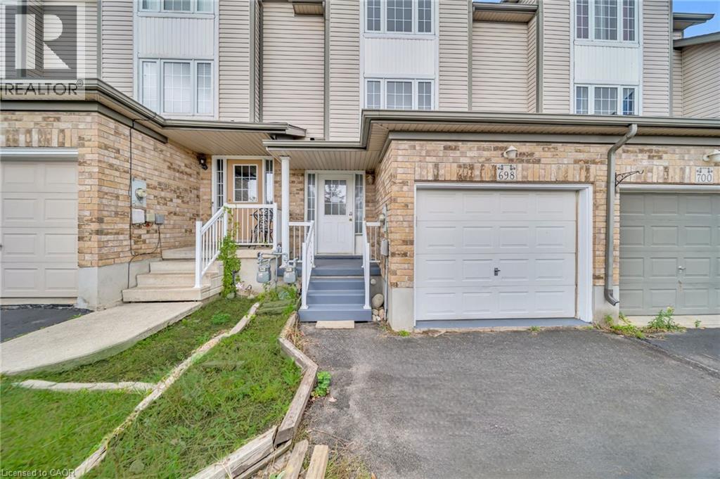 698 Activa Avenue, Kitchener, Ontario  N2E 4E1 - Photo 3 - 40777578