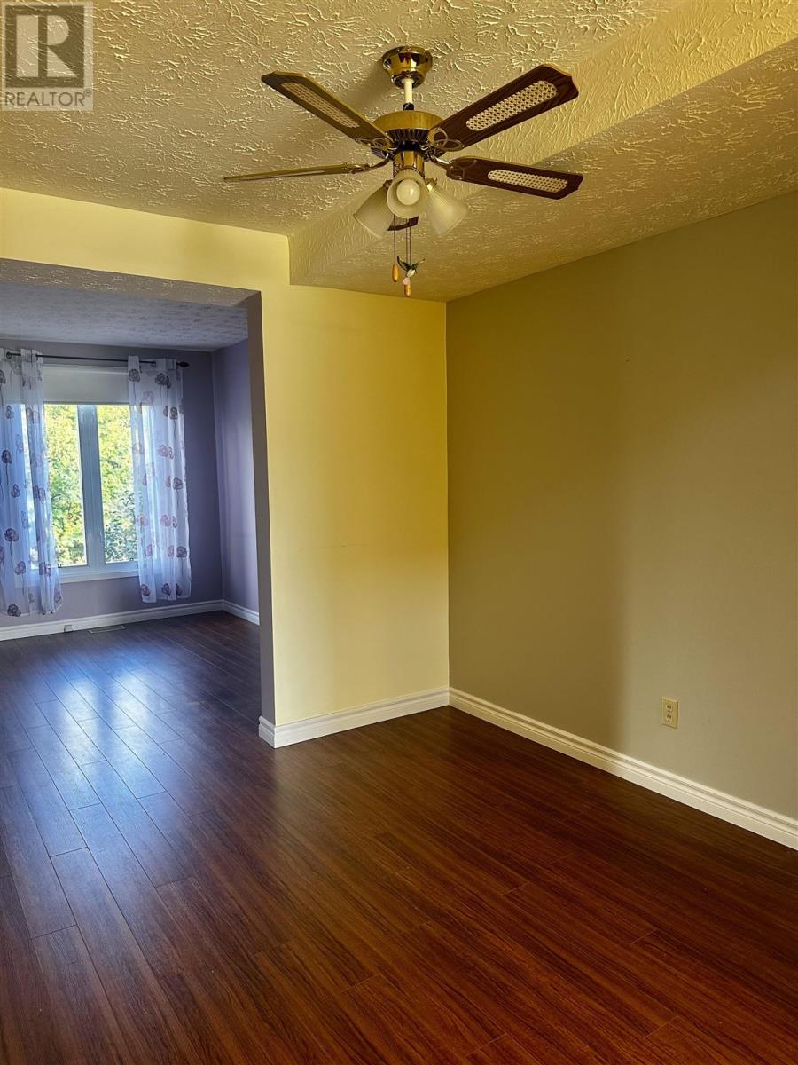 76 Frobel Dr, Elliot Lake, Ontario  P5A 3A2 - Photo 12 - SM252740