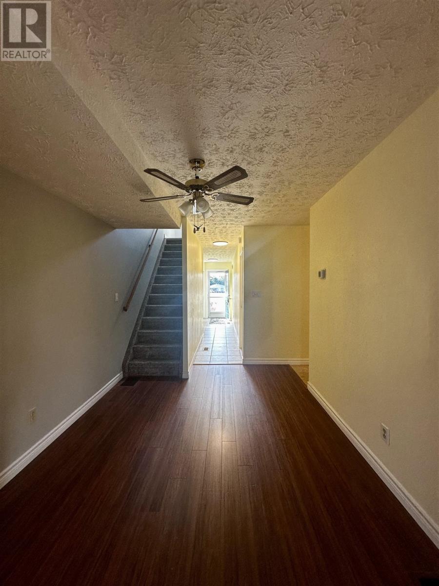 76 Frobel Dr, Elliot Lake, Ontario  P5A 3A2 - Photo 13 - SM252740