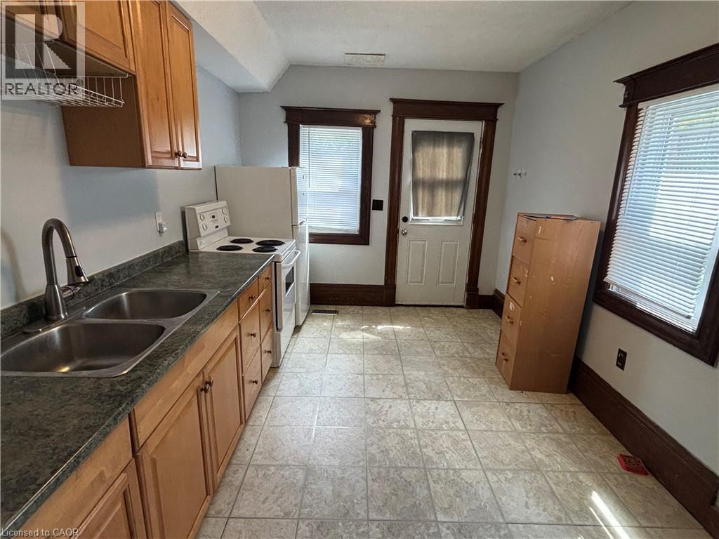 463 East Main Street, Welland, Ontario  L3B 3X7 - Photo 12 - 40765218