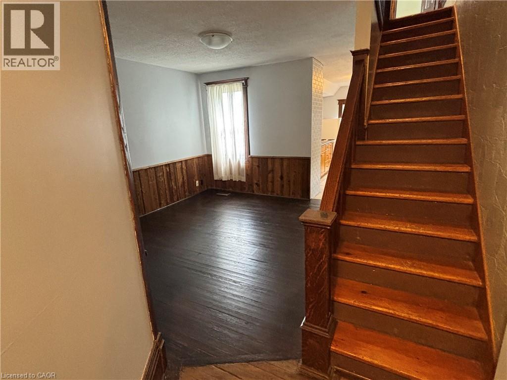 463 East Main Street, Welland, Ontario  L3B 3X7 - Photo 7 - 40765218