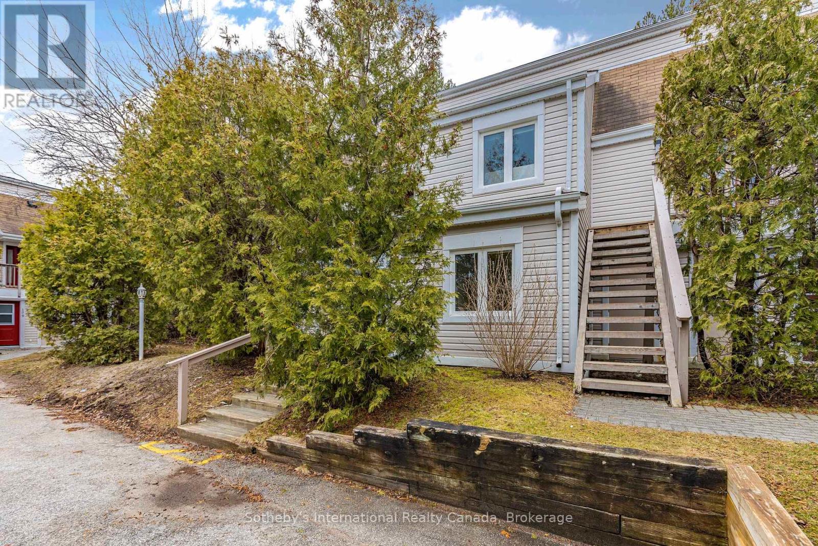 181 - 49 Trott Boulevard, Collingwood, Ontario  L9Y 5B8 - Photo 3 - S12453578