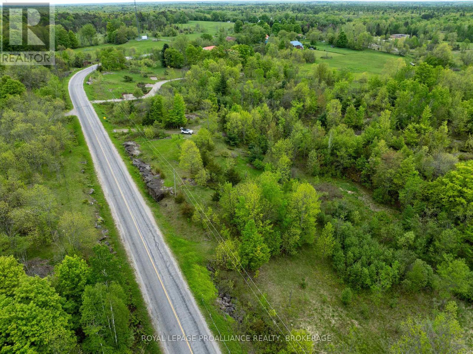 1147 Long Lake Road, Frontenac (Frontenac Centre), Ontario  K0H 2K0 - Photo 13 - X12453616